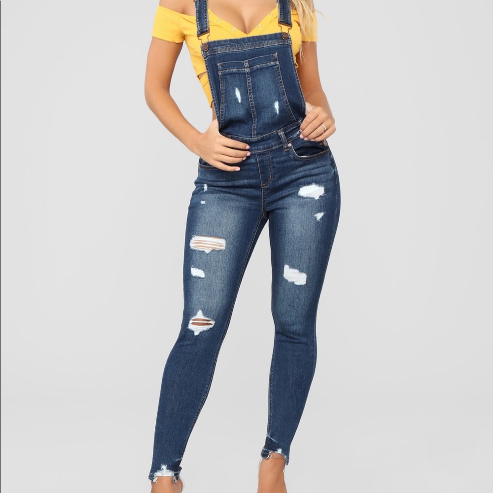✨Fashion Nova Belle Distressed Denim Overalls